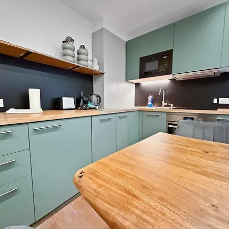 Flatista Homes - Station - 3br דירה מינכן