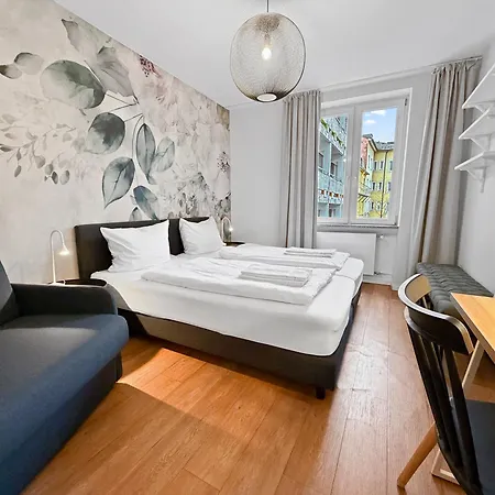 Flatista Homes - Station - 3br Lägenhet München