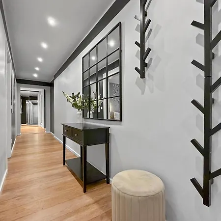 Apartman Flatista Homes - Station - 3br